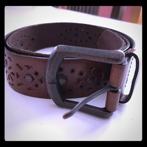 Genuine Fossil brown leather belt; large - 39”